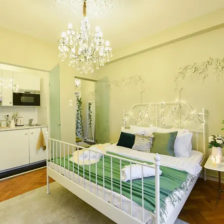 Appartamento Cozy Overlooking The Old Town